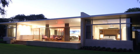 MacKinnon T R & Co - Builders Australia 2
