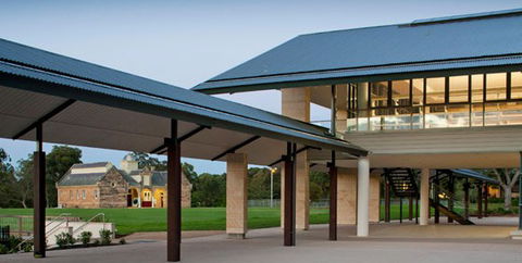 Stephen Edwards Construction Pty Ltd - Builders Australia 0