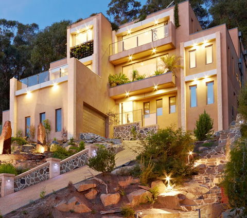 Calm Living Homes - Builders Australia 2