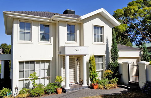 G.T. Kara Builders - Builders Australia 2