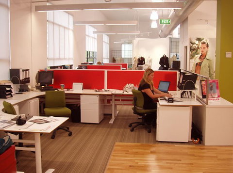 H L Cuthbert & Sons (Vic) Pty Ltd - Builders Australia 0