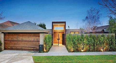 Long Contracting Pty Ltd - Builders Australia 0