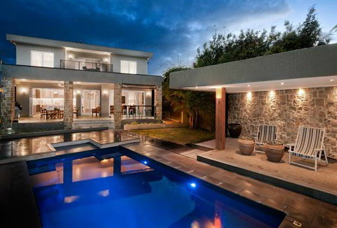 Blint R A Builder Pty Ltd - Builders Australia 1