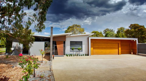 Ballarat Construction Management Pty Ltd - Builders Australia 2