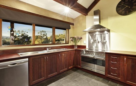 Bryson Custom Built Homes - Builders Australia 2