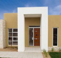 C  J Designer Homes - Builders Australia